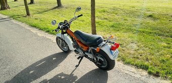 Suzuki RV 125, r.v. 1978 - 3