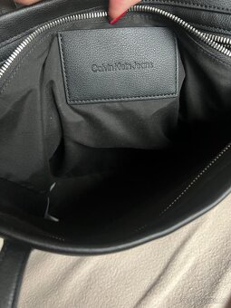 Krásná dámská kabelka Calvin Klein - 3
