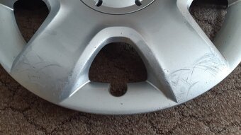 Poklice Škoda Fabia 15" - 3