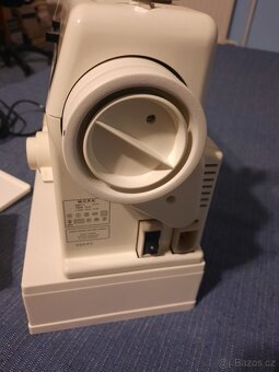 Singer - elektrický šicí stroj - perfektní stav - 3