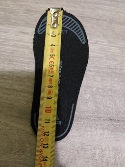 Botasky Adidas vel. 20 - nechozené - 3