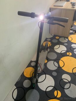 Elektrická koloběžka Xiaomi - 3