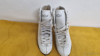 Dívčí brusle 36 - 3