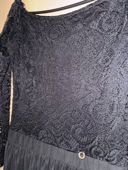 Dlouhé večerní šaty - 3