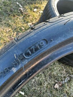 245/30 r19 - 3
