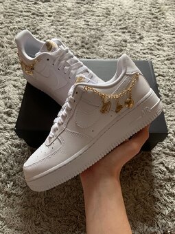 Nike Air Force 1 Low LX White Pendant - 3