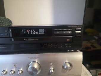 SONY CDP C 345 - 3