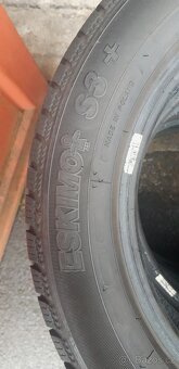 Zimní penumatiky 185/60 R15 - 3