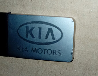 Klíčenka Kia - 3
