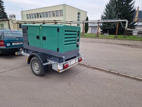 Prodám kamarádův naftový jednonápravový generátor-40kVA - 3