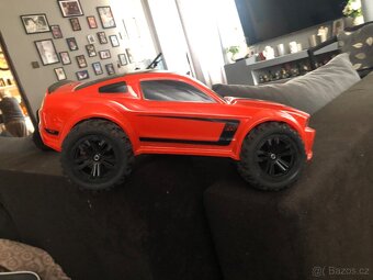 TRAXXAS 1/16 - 3