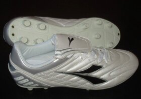 NOVÉ Fotbalové kopačky Diadora velikost 42 (8) na fotbal - 3
