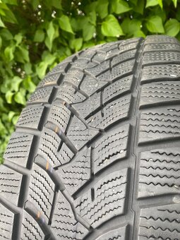 235/65 R17 104H Dunlop 2x6mm 2x5mm dot2717 Zimní - 3