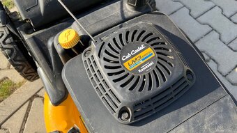 Prodám výkonnou benzínovou sekačku CubCadet - 3