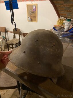 Vojenská německá helma - 3