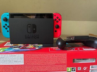 Prodám Nintendo Switch + 3 hry - 3