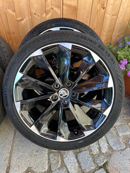 Sada kol Škoda Superb Sportline Supernova 235/40 R19 - 3
