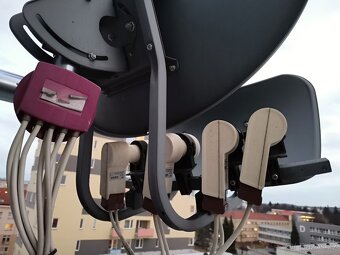 Prodám satelitní parabolu Maximum Toroidal T-55 + 4x LNB - 3