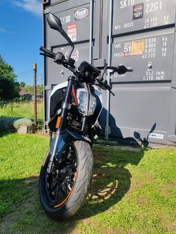 KTM 390 Duke - 3