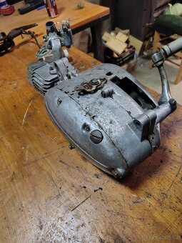 Motor Jawa pionýr - 3