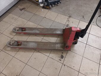 Paletový vozík paleťák, Toyota OEC 2300 - 3