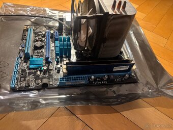 Základní deska, procesor, paměti RAM - 3