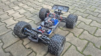 Traxxas E-Revo 1:8 VXL RTR - 3