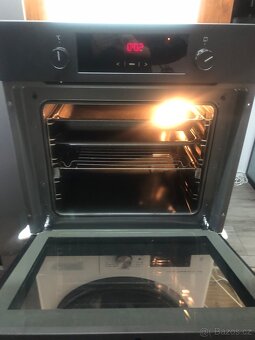 Vystavěna pečící trouba Siguro  BO-L35 - 3