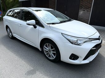 Toyota Avensis combi 2.0 D 105kw r.v.2016 - 3
