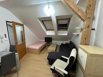 Pronájem garsoniéry Plzeň Doubravka - 3