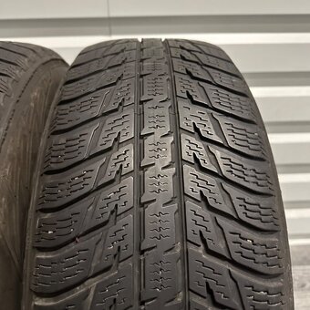 2ks pneu 225/65/17 NOKIAN - 3