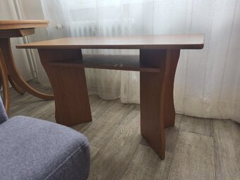 Konferenční stolek - 3