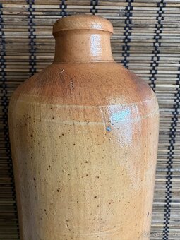 Stará kameninová láhev - 3