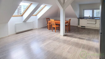 Prodej bytu 4+kk, 81,8m2, Hradec Králové, OV - 3