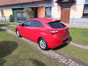 Hyundai i30 1.6i 99kw Trend - 3