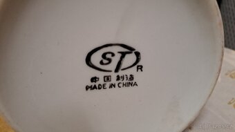 Porcelánové hrnečky s pokličkou, značeno, Made in China - 3