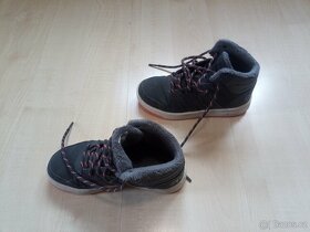 Kotníkové tenisky zn. Adidas vel. 31 - 3