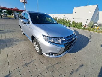 Mitsubishi Outlander 2.0 PHEV, jen 37.t.Km - 3