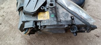 Levé světlo Xenon BMW E92 - 3