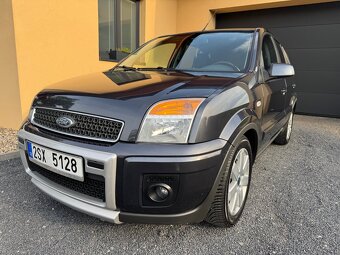 Ford Fusion - 3