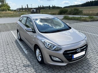 Hyundai i30 1.6 88kW 1. Maj. ČR - 3
