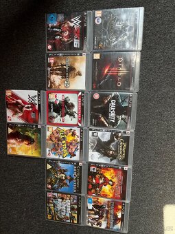 PLAYSTATION 3 SLIM, 500 GB + Hry a ovladače. - 3