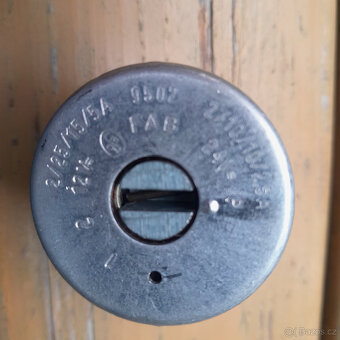 6U0905851B Oříšek spínací skřínky FAB elektrická dolní část - 3