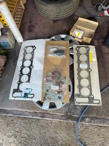 Nové těsnění bmw m50b25 - 3