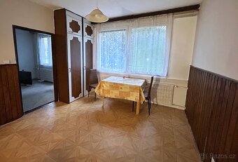 Prodej bytu 1+1 s balkonem, Týn nad Vltavou, Malá Strana - 3