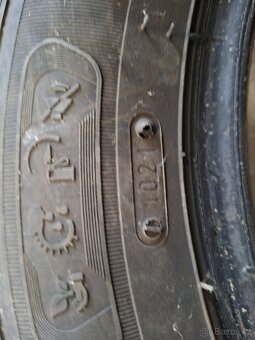 Prodám pneu 165/70R14 - 3