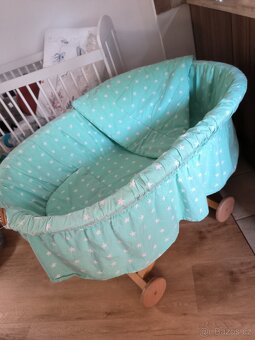 Věci po dětech - houpátko, koš atd. - 3