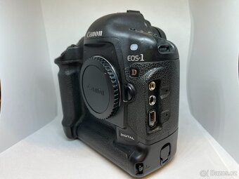 Canon EOS 1D - 3