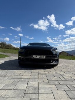 Ford Mustang 5.0 GT nádherný zvuk - 3