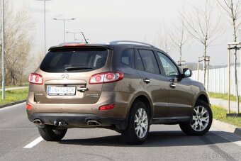 Hyundai Santa Fe 2,2 CRDi Premium A/T 4x4 /AJ NA SPLÁTKY/ - 3